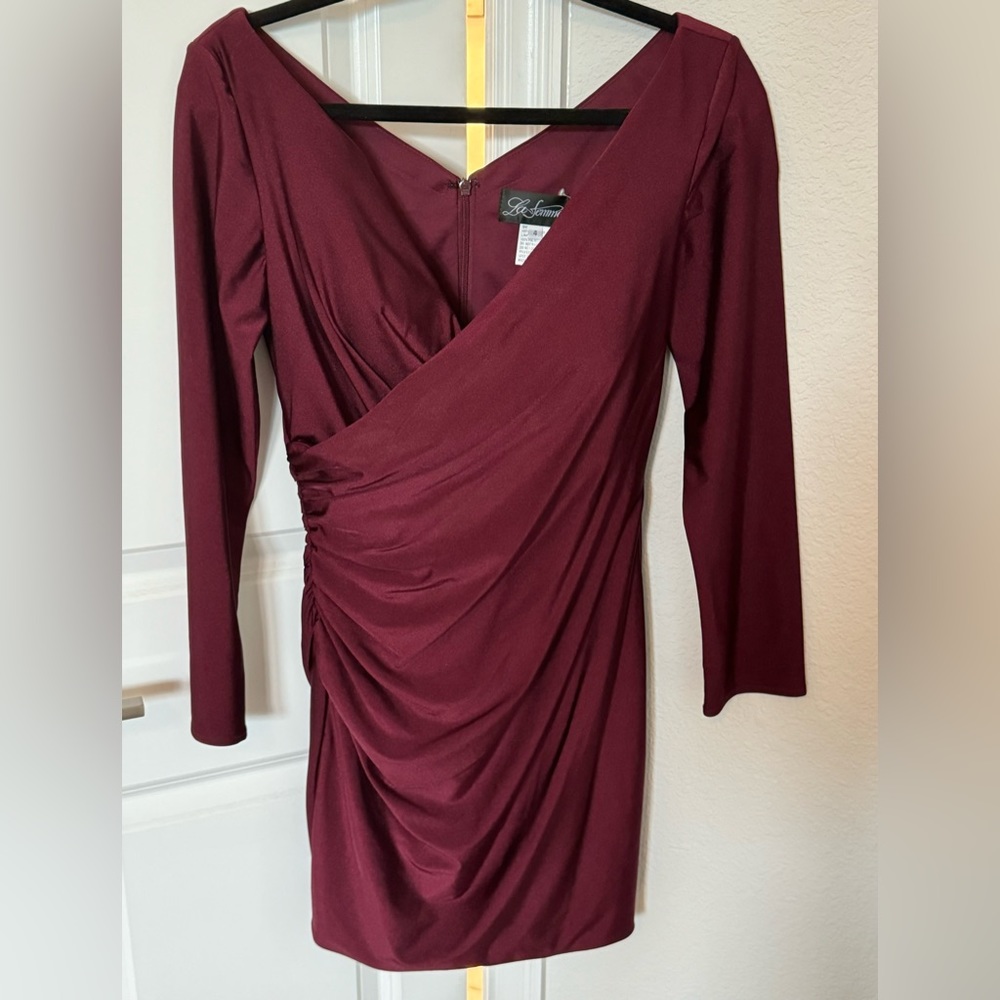 NWT La Femme dress size 4
